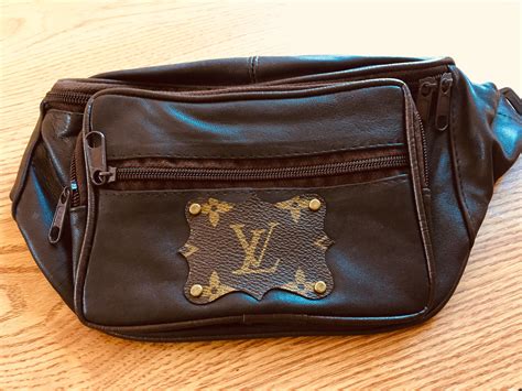 louis vuitton qui est il|l louis vuitton fanny pack.